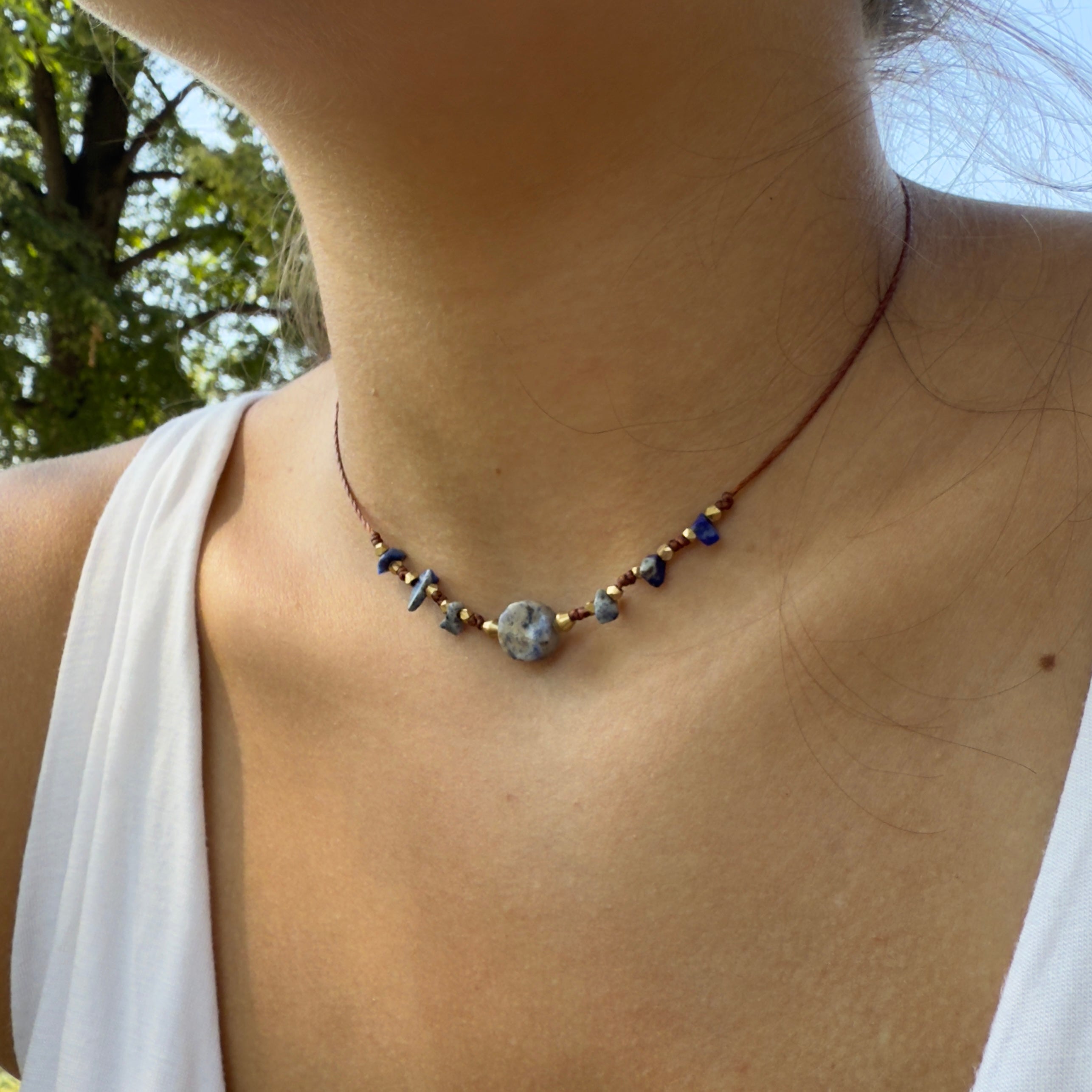 Edelsteinkette mit Messingperlen