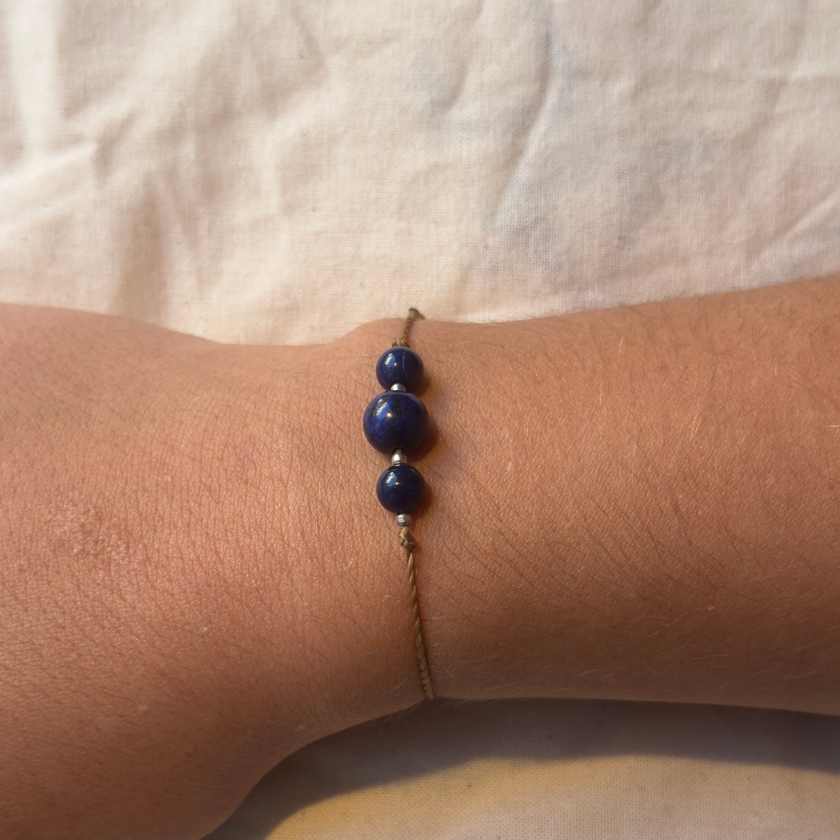 Armband mit Lapislazuli
